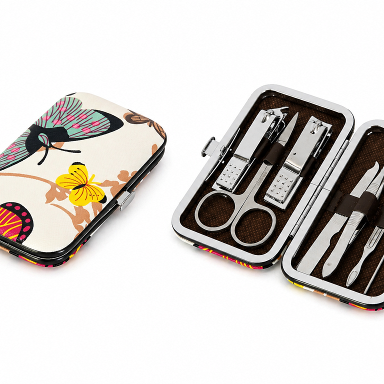 SET MANICHIURA 7 USTENSILE 