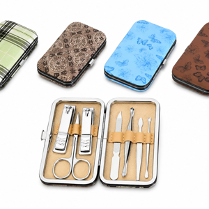 SET MANICHIURA 7 USTENSILE 