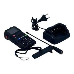 Stație Radio Portabilă Baofeng cu Tastatură – Dual Band, Ecran LCD, Antenă Detasabilă, Încărcător și Accesorii Incluse