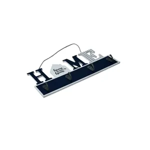 Cuier de Perete din Lemn cu 4 Agățători Metalice – Design Decorativ „HOME”