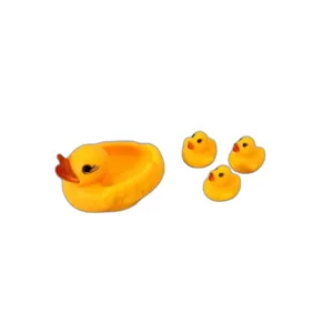 Set 4 Ratuste de Baie – Jucarii Flotante pentru Caini sau Copii, Culori Diverse, Material Sigur, Ideal pentru Distractie in Apa