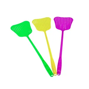 Set 3 Palete pentru Muște din Plastic – Flexibile și Rezistente, Design Perforat, Disponibile în Mai Multe Culori