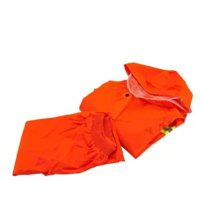 Pelerină de Ploaie Portocalie Impermeabilă cu Glugă și Vizor Transparent – Unisex, Echipament de Protecție pentru Drumeții, Ciclism, Camping, Urgențe