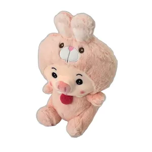 Jucărie de Pluș Roz 25 cm – Design Porcușor cu Glugă Decorativă Iepuraș, Material Catifelat, Ideală pentru Cadou