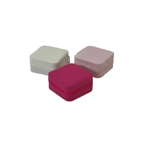 Cutie Bijuterii de Voiaj cu Fermoar – Design Compact 10 x 10 cm, Compartimentare Internă, Disponibilă în Mai Multe Culori