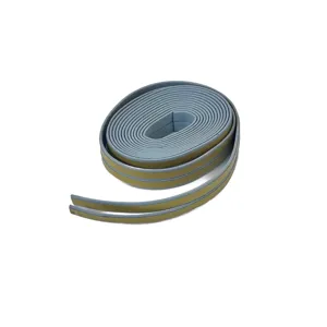Bandă Etanșare Autoadezivă pentru Uși și Ferestre – 9x3 mm, Izolare Termică și Fonă, Spumă Flexibilă, Autoadezivă, Protecție Împotriva Prafului și Curentului