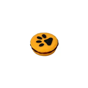Jucărie Tip Biscuit din Cauciuc cu Amprente Lăbuțe, Pentru Căței, Disponibilă în Culorile Galben și Roșu