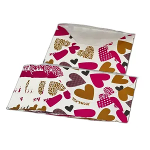 Set 5 Plicuri Cadou cu Inimi, Design Romantic, Clapetă Elegantă, Carton Texturat, Ideal pentru Invitatii Nunta, Mesaje de Dragoste, Aniversări, Cadouri, Perfect pentru Valentine's Day