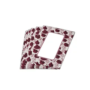 Set Plicuri Cadou cu Trandafiri, 5 Bucăți, Clapetă Elegantă, Etichete Inclus, Carton Texturat, Ideal pentru Invitatii Nunta, Felicitări, Cadouri, Aniversări, Design Clasic