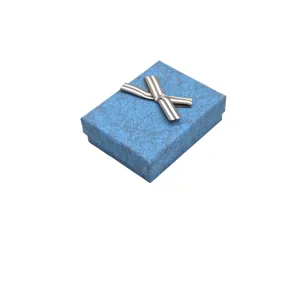 Cutie Cadou 7 × 9 cm – Cutie Decorativă pentru Ambalarea Cadourilor, Bijuteriilor și Micilor Atenții, Ideală pentru Evenimente, Aniversări și Ocazii Speciale