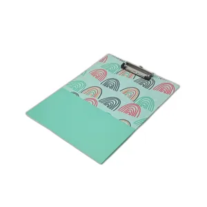 Clipboard A4 cu Design Curcubeu în Tonuri Pastel și Clema Metalică, Ideal pentru Școală și Birou