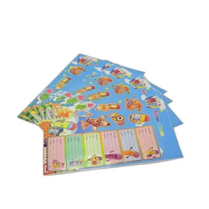Etichete Școlare cu Personaje și Stickere Tematice – Set 12 Etichete + Bonus Stickere, Ideal pentru Organizare și Personalizare
