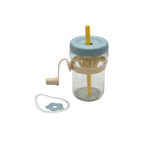 Pahar cu Capac și Pai, Capacitate 400 ml, Ideal pentru Apă, Sucuri și Băuturi Reci
