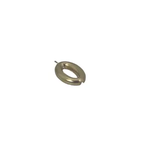 Lumânare Cifră 0 Aurie Metalizată – 6 cm, Suport Inclus, Accesoriu Elegant pentru Torturi Aniversare