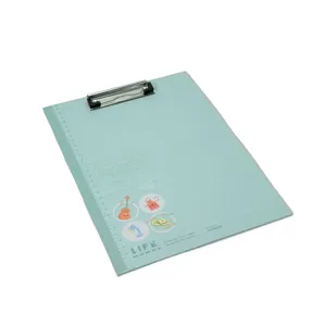 Clipboard A4 Cartonat – Ilustrație cu Fundal Pastel, Cleme Metalice Rezistente, Ușor de Transportat