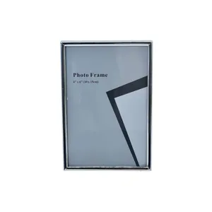 Cadru foto decorativ 10x15 cm (4x6 inch), ramă subțire argintie, design modern pentru birou și casă