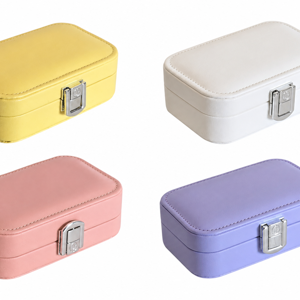 Cutie Bijuterii pentru Călătorie 12x7,5x4 CM, Organizator Compact cu Închidere Metalică, Disponibilă în Mai Multe Culori
