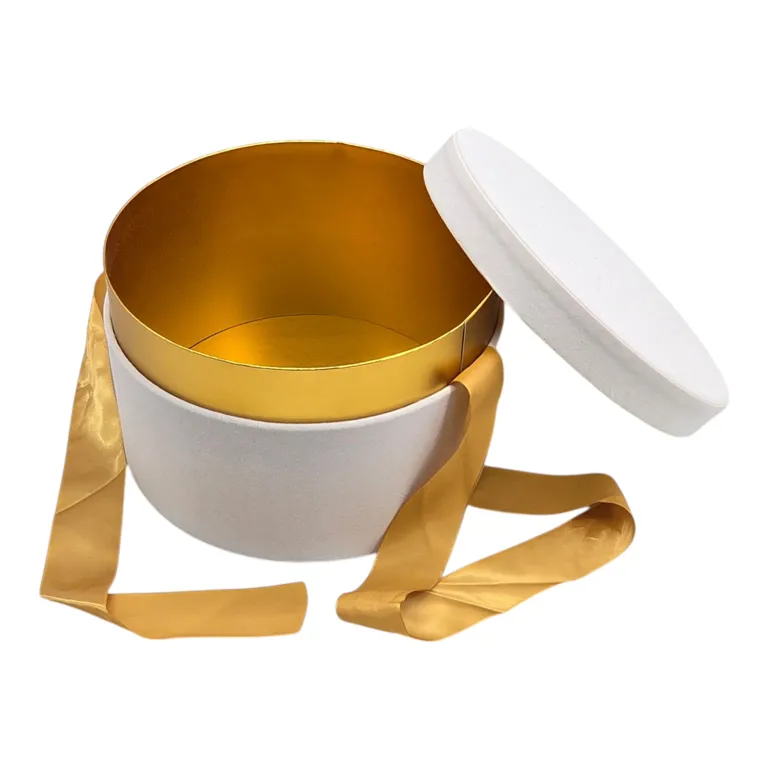 SET 3 CUTII CADOU ROTUNDE CU FUNDĂ AURIE – ALB