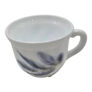 Ceașcă Home Class cu Model Pană, Design Elegant, Alb cu Accente Albastre