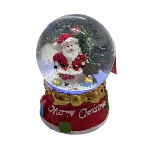 Glob Decorativ de Crăciun cu Moș Crăciun și Efect de Zăpadă 4,5 x 6,5 cm, Ornament Festiv cu Lumină LED