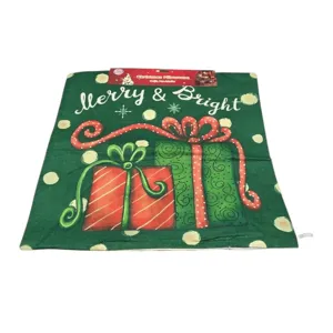 Față de Pernă Decorativă cu Tematică de Crăciun, 43 x 43 cm, Model Festiv pentru Decorul Casei 