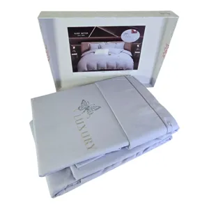 Lenjerie de pat 2 persoane 4 piese Luxury Casa Colorata – Set lenjerie pat matrimonial cu husă pilotă și fețe de pernă, model Luxury cu broderie decorativă, pentru dormitor